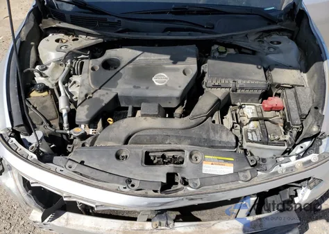 2015 Nissan Altima 2.5/2.5 S/2.5 Sl/2.5 Sv из США, поврежденный, VIN 1N4AL3AP5FC262277